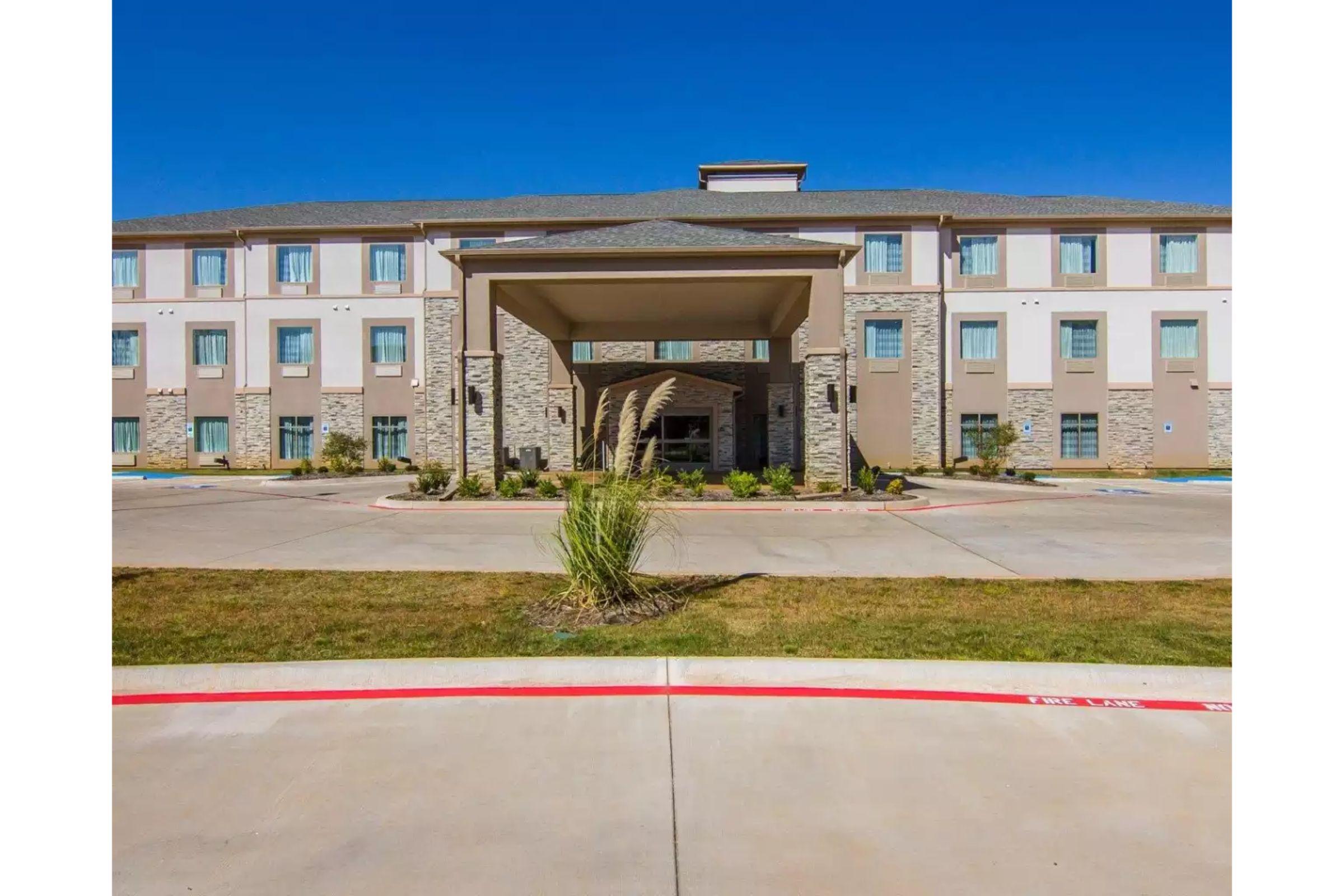 Wingate By Wyndham Longview North Hotel Exterior photo